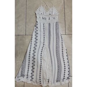 Miss Me womens white sleeveless dress size Small crochet detail front slit lined